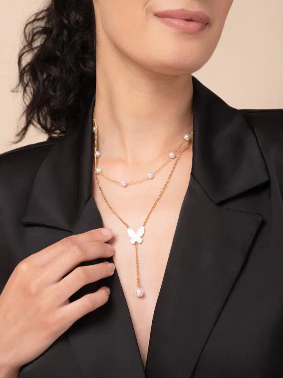 Butterfly with Pearl Hanging Necklace