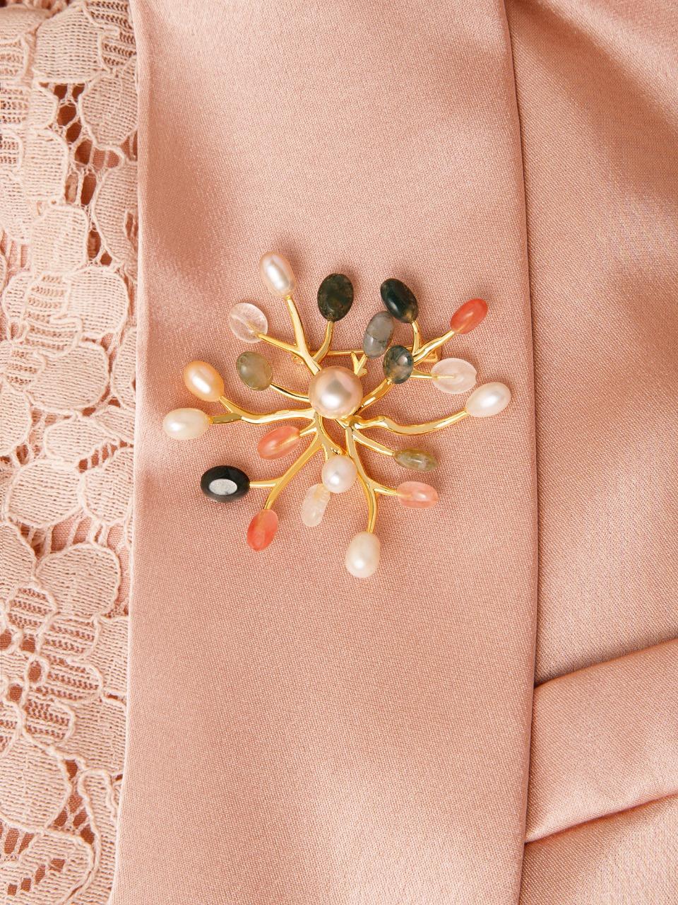 Flora Pearl Brooch