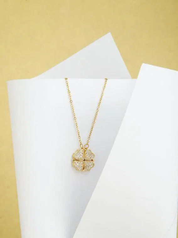 CLOVER NECKLACE